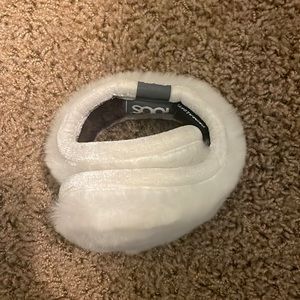 Size-adjustable Fuzzy earmuffs